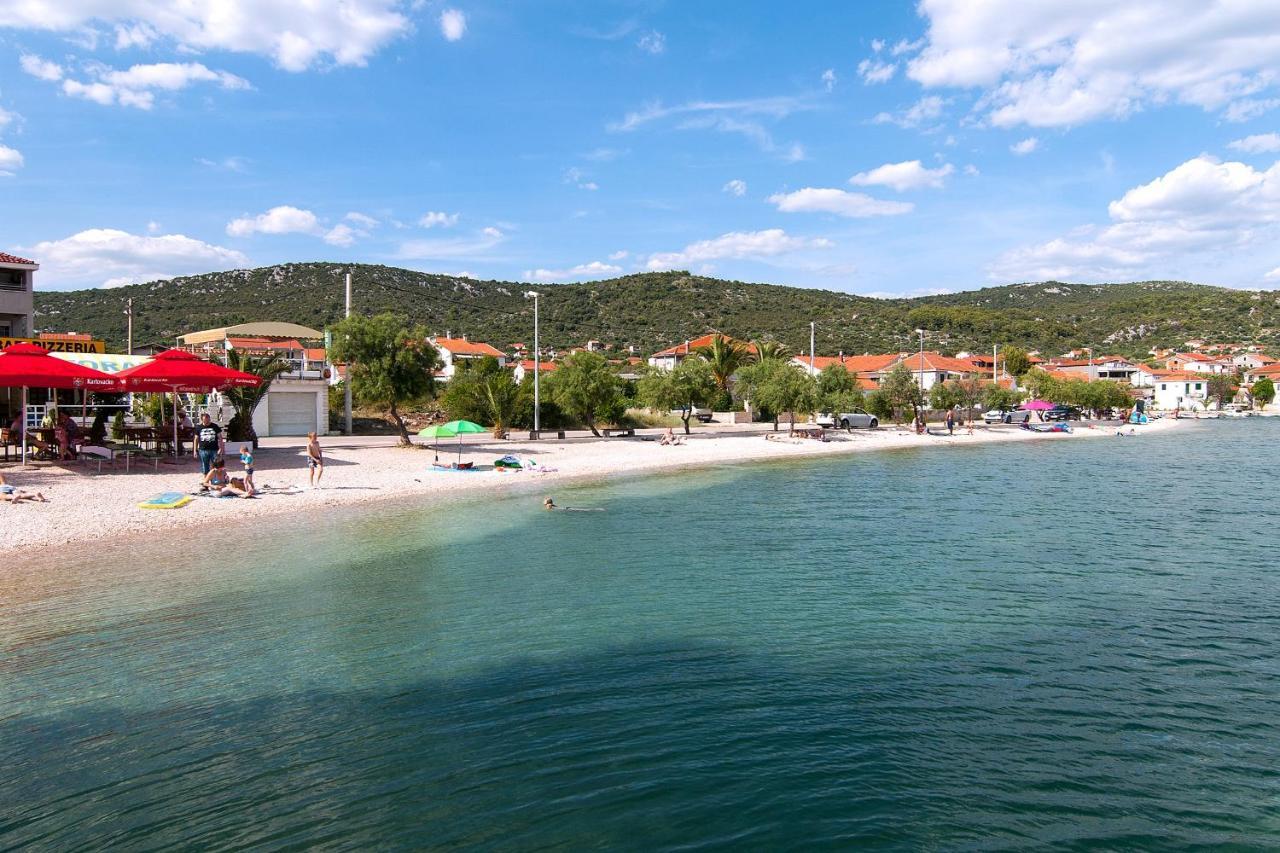 Apartments By The Sea Vinisce, Trogir - 5229 외부 사진