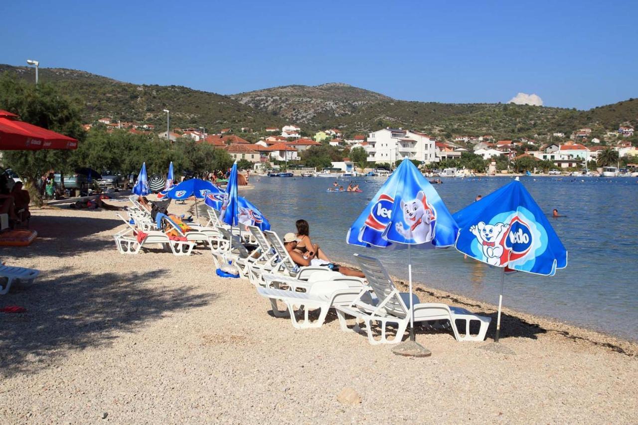 Apartments By The Sea Vinisce, Trogir - 5229 외부 사진