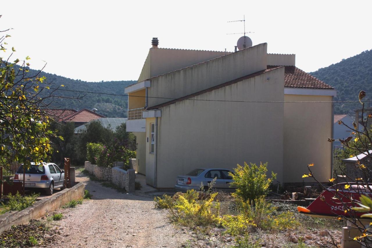 Apartments By The Sea Vinisce, Trogir - 5229 외부 사진